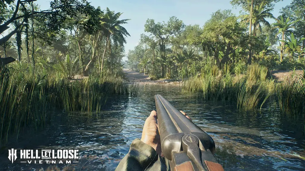 Hell Let Loose: Vietnam — Quảng Ngãi terrain, the kind of dense scene that drives GPU load.